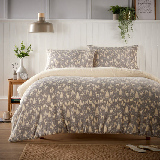 Woodland Animals Teddy Fleece Duvet Set with Reversible Sherpa Winter Bedding Comforter in Single Double King Sizes