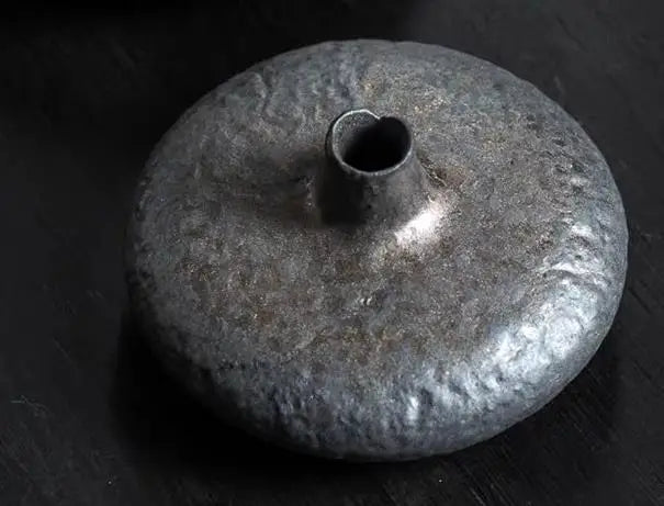 The Hanari Vase