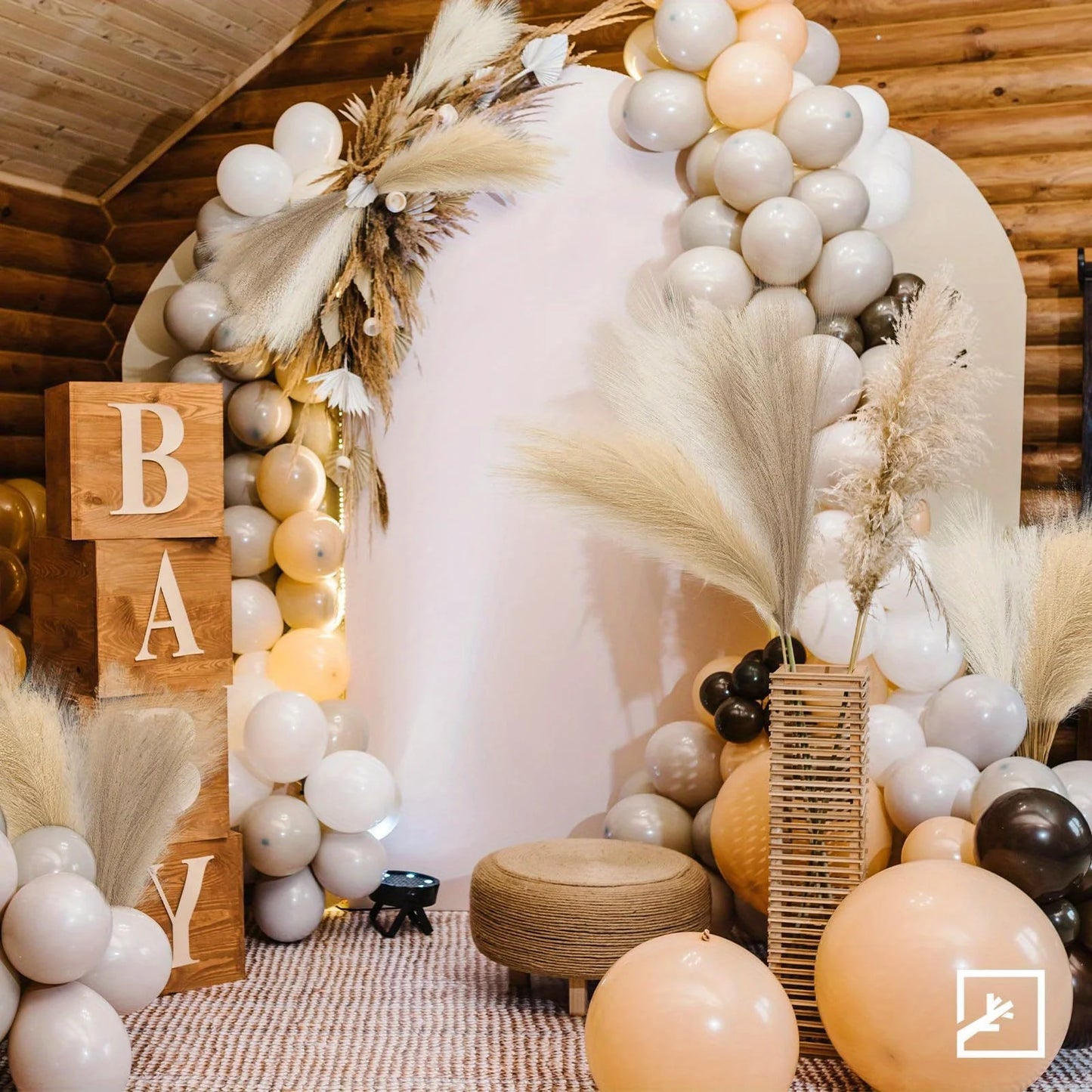 6PCS Artificial Pampas Grass – Fluffy Faux Floral Decor for Vases & Events